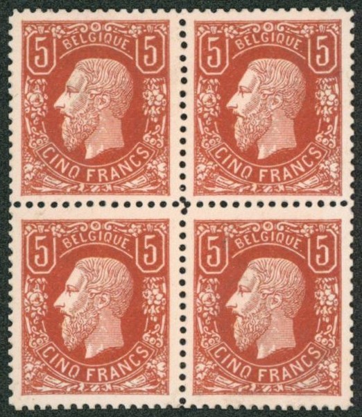 n°37 en bloc de 4** neuf sans charnières, FAUX sur papier épais.