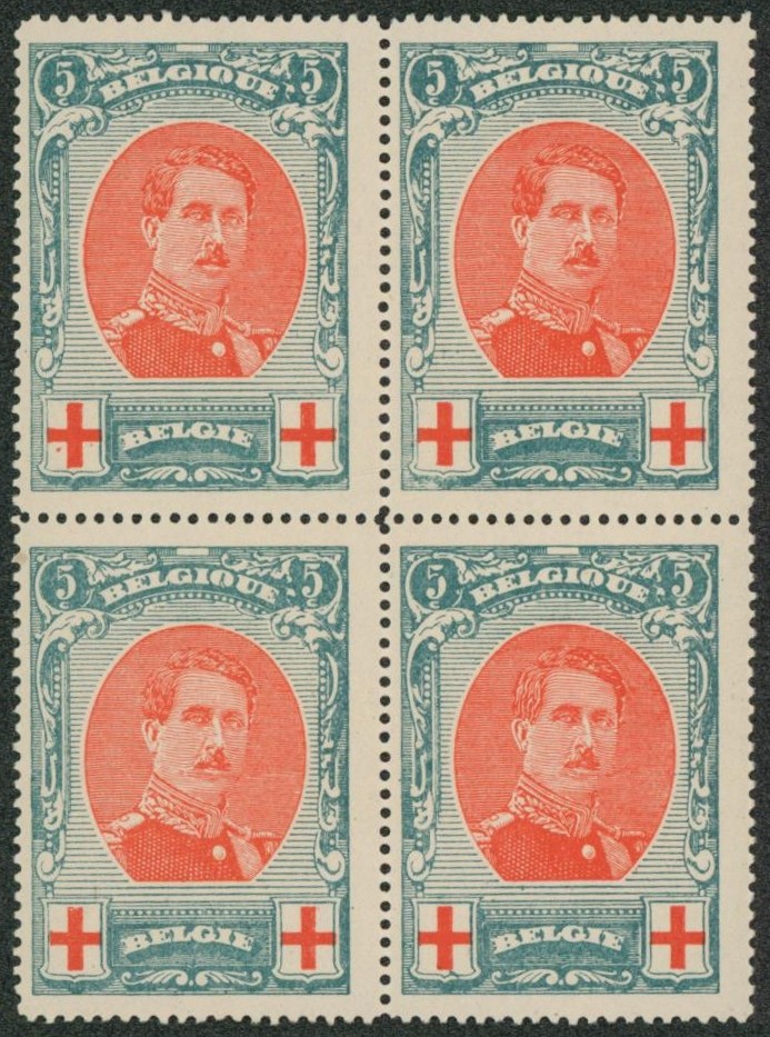n°132-V7 en bloc de 4** neuf sans charnières (MNH).
