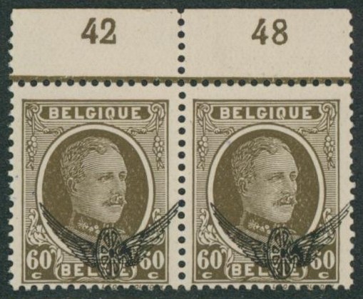 Service - S4** en paire + numéro comptable neuf sans charnières (MNH)